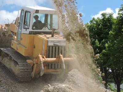 Deversement Granulats Revalorises Chantier Tp Centre Bretagne Horizontale
