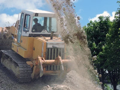 Deversement Granulats Revalorises Chantier Tp Centre Bretagne